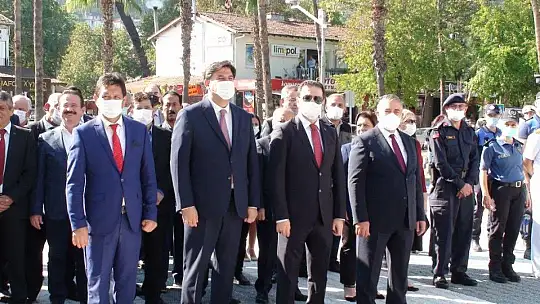 Muhtarlar Günü düzenlenen törenle kutlandı