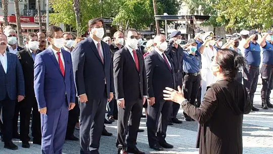 Muhtarlar Günü düzenlenen törenle kutlandı