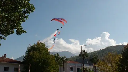 Fethiye'de Cumhuriyet coşkusu