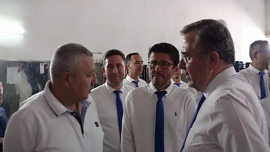 MAVİ GRUP BAŞKAN ADAYI ÇIRALI HAL ESNAFINI ZİYARET ETTİ