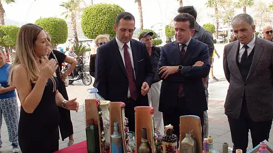 'GERİ DÖNÜŞÜM GERİ DEĞİL, İLERİ DÖNÜŞÜMDÜR' SERGİSİ AÇILDI