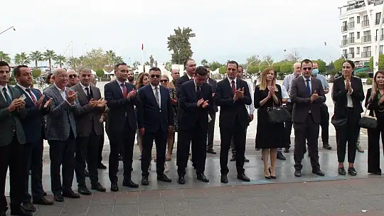 'GERİ DÖNÜŞÜM GERİ DEĞİL, İLERİ DÖNÜŞÜMDÜR' SERGİSİ AÇILDI