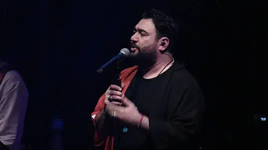 'Sakiler' Barbunn'da kulakların pasını sildi