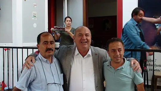 BAŞKAN DEMİR MUHTARLARLA KAHVALTIDA BULUŞTU