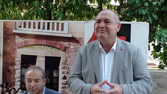 BAŞKAN DEMİR MUHTARLARLA KAHVALTIDA BULUŞTU