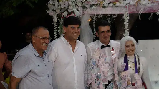 Kıvrak ile Yuluk Çiftinin Mutlu Günü