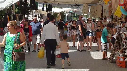 Giyim Pazarı'na yoğun ilgi