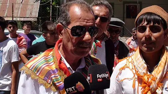 YÖRÜK ŞENLİĞİNE YOĞUN KATILIM