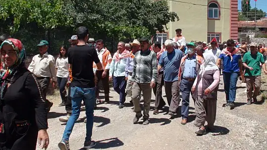 YÖRÜK ŞENLİĞİNE YOĞUN KATILIM