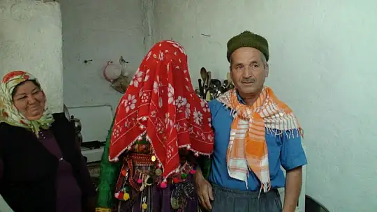 YÖRÜK ŞENLİĞİNE YOĞUN KATILIM