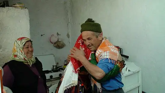 YÖRÜK ŞENLİĞİNE YOĞUN KATILIM