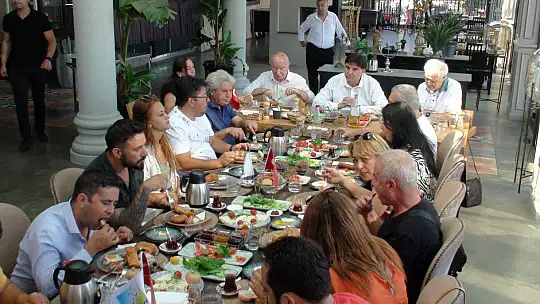 Başkan Karaca, Basın İle Kahvaltıda Buluştu