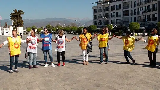 14 EĞİTİM SENDİKASI İŞ BIRAKTI