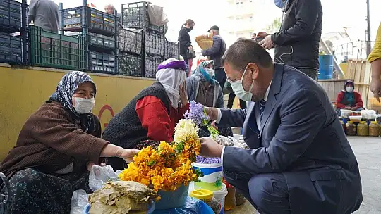 Başkan Tokat Salı Pazarı'ndan vatandaşlara seslendi