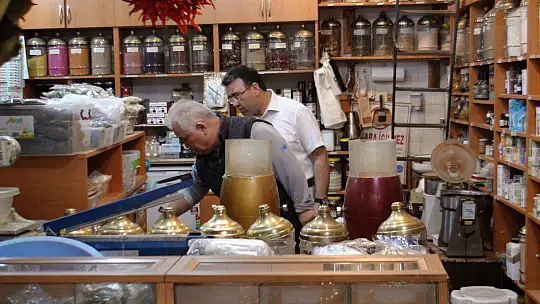 KIŞ MEVSİMİ YAKLAŞTI ÇAYA TALEP ARTTI