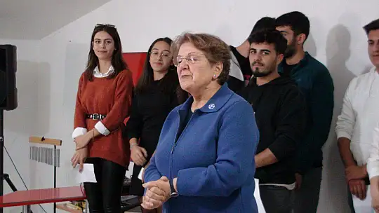 ÇYDD'DEN ÖĞRETMENLER GÜNÜ ETKİNLİĞİ