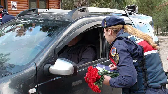 EMNİYET VE JANDARMADAN KARANFİLLİ BİLGİLENDİRME