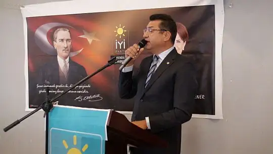 İYİ PARTİDE BAYRAK DEĞİŞİMİ