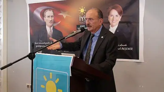 İYİ PARTİDE BAYRAK DEĞİŞİMİ