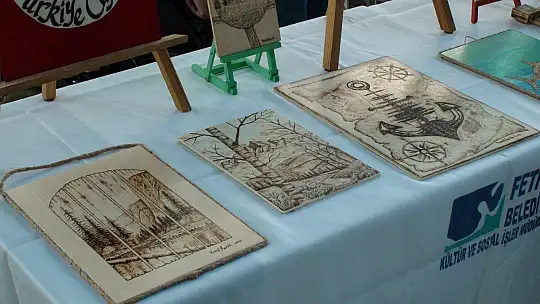 3 ARALIK İÇİN ÖZEL STANT