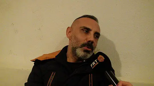 UMUT OĞUZ'UN KAHKAHA 'MIKNATIS'I BÜYÜK ALKIŞ TOPLADI