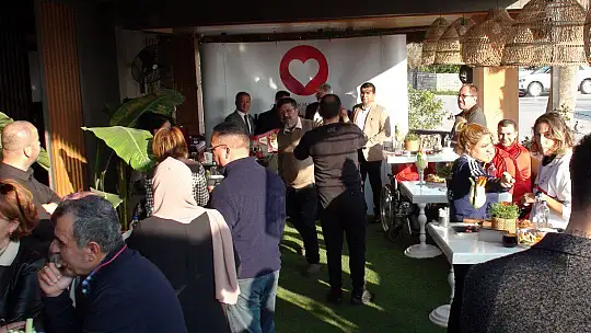 ESNAF HASTANESİ'NDEN BÖLGEYE DEV KATKI  