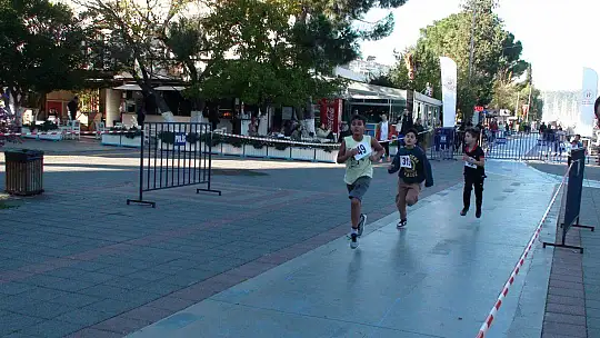 ATATÜRK KOŞUSU SONA ERDİ