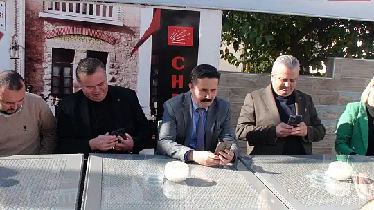 BAŞKANLARDAN CHP İLÇE TEŞKİLATINA ZİYARET