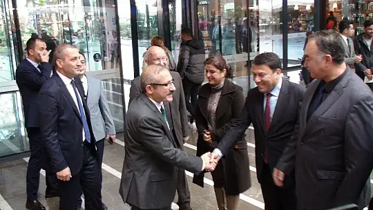 CEZA VE TEVKİFEVLERİ GENEL MÜDÜRLÜĞÜ'NDEN KİTAP BAĞIŞ KAMPANYASI