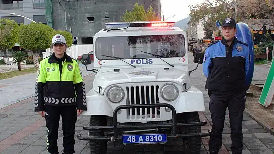 1954 MODEL NOSTALJİK JİP TANITILDI