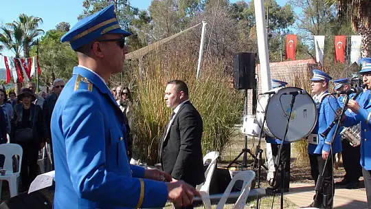 DEVRİM VE DEMOKRASİ ŞEHİTLERİ ANILDI