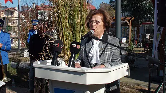 DEVRİM VE DEMOKRASİ ŞEHİTLERİ ANILDI