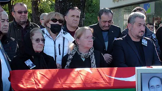 BAŞKAN KANDÖNMEZ İÇİN TÖREN DÜZENLENDİ