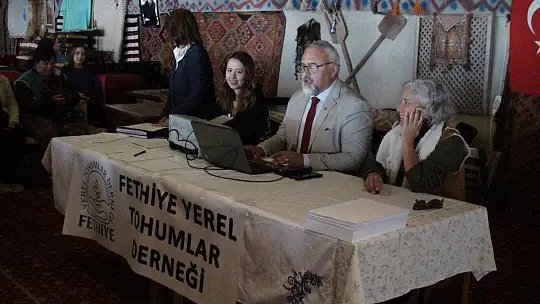 EBRU OĞUZHAN YETER GÜVEN TAZELEYEREK TEKRAR BAŞKAN SEÇİLDİ