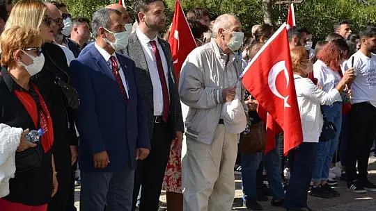 Güler, 'Yaşasın Cumhuriyet'