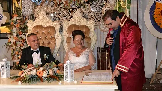 Meltem Avcılık İle Hakan Yıldırım Rüya Gibi Bir Düğünle Dünya Evine Girdi