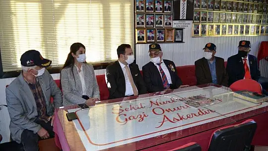 Kaymakam Fırat'tan, gaziler derneğine ziyaret