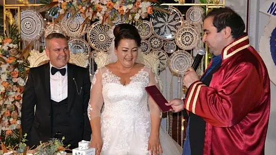 Meltem Avcılık İle Hakan Yıldırım Rüya Gibi Bir Düğünle Dünya Evine Girdi