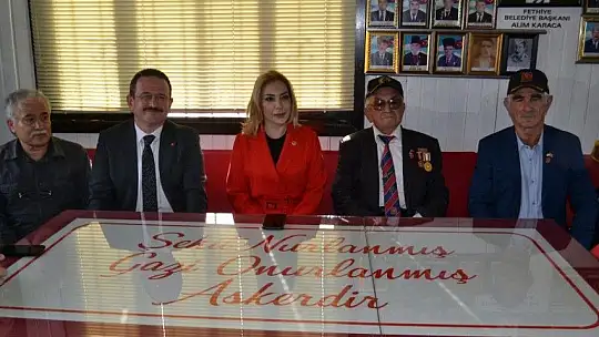 Milletvekili Gökcan'dan Gaziler Derneği'ne ziyaret