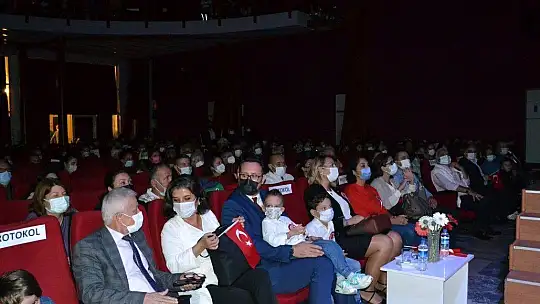 Ata okullarından Cumhuriyet Bayramı konseri