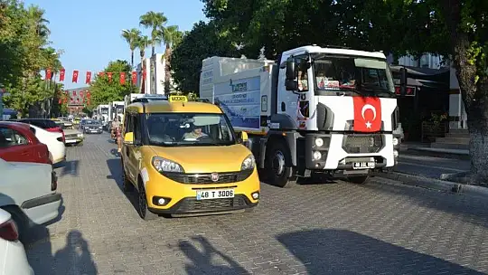 30 Ağustos Zafer Konvoyuna Coşkulu Katılım