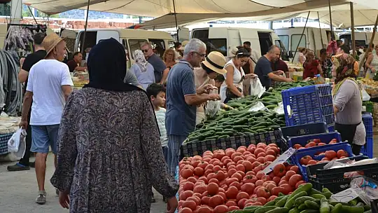 Pazarcılar Odası Başkanı Adem Hıra 'Satışta Azalma Var.'