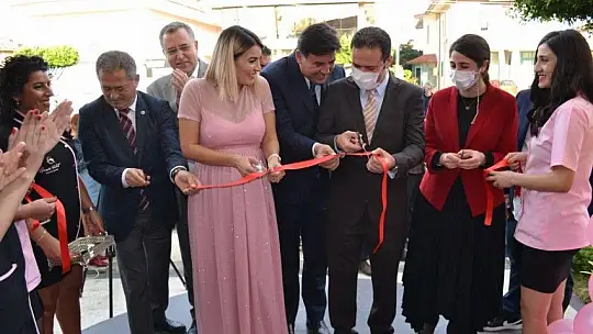 Gözde Yakut Beauty Center açılış töreni gerçekleşti