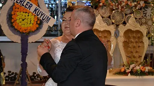 Meltem Avcılık İle Hakan Yıldırım Rüya Gibi Bir Düğünle Dünya Evine Girdi