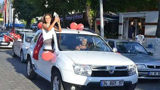 30 Ağustos Zafer Konvoyuna Coşkulu Katılım