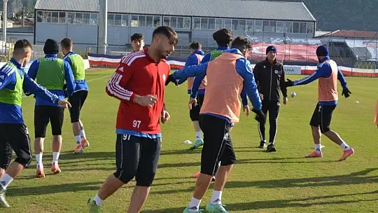 Futbolcular Galibiyet İstiyor