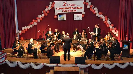 Ata okullarından Cumhuriyet Bayramı konseri