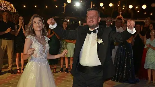 Ali Fatih Çoban rüya gibi bir düğünle dünya evine girdi