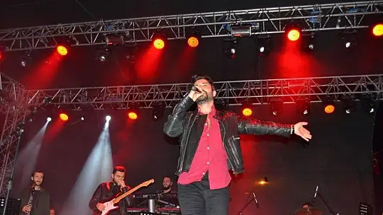 Seydikemer'de Cumhuriyet Konseri Coşkusu