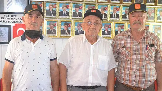 Gaziler Derneği Başkanı Ünal, büyük taarruz'un 99'uncu yıl dönümünü kutladı